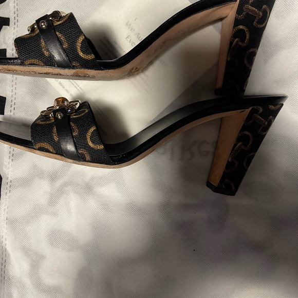 These are stunning AUTHENTIC Gucci Slides that you would love…..!! - Picture 6 of 11